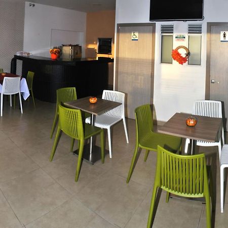 Hotel Arthur Brich Cúcuta Extérieur photo