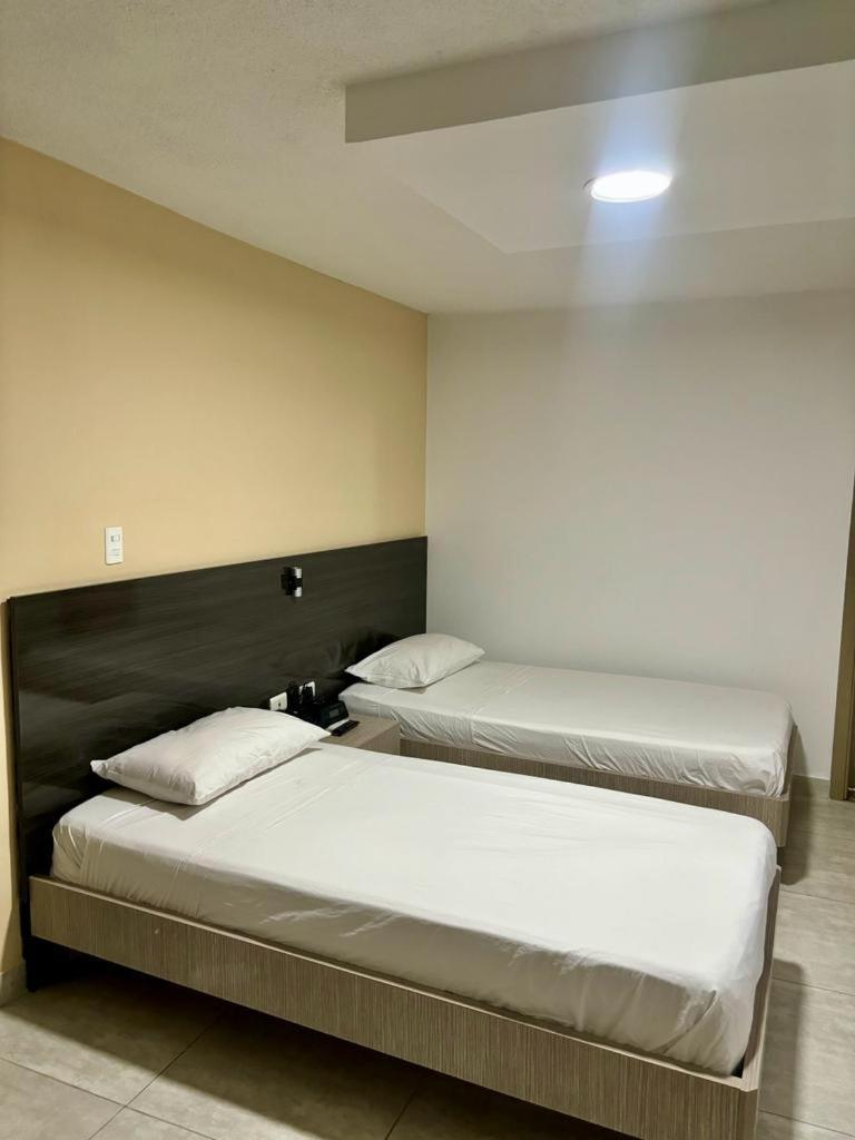 Hotel Arthur Brich Cúcuta Extérieur photo