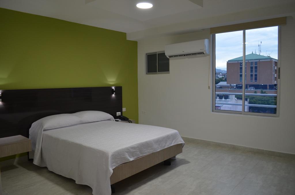 Hotel Arthur Brich Cúcuta Extérieur photo