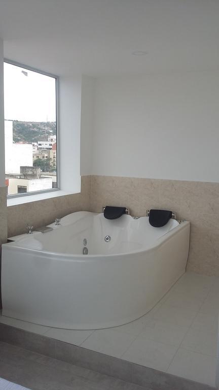 Hotel Arthur Brich Cúcuta Extérieur photo